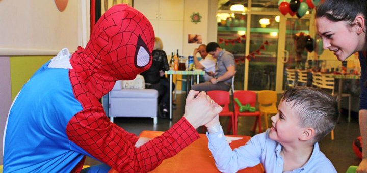 Discounts in the children&#39;s center veseliy vulik2