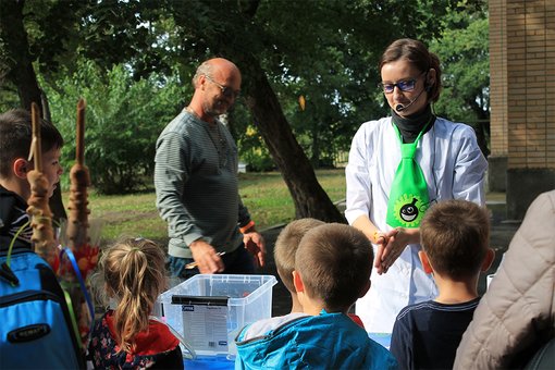 Дитяче свято по знижці від компанії «Наукове шоу професора Ніколя». Телефонуйте за акції