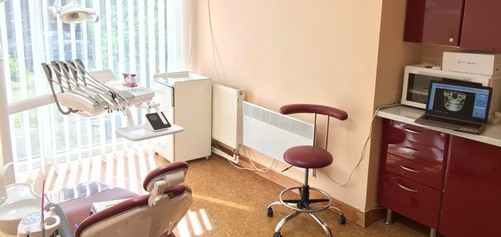Лікування зубів у стоматології «StasyukClinic» у Києві. Записуйтесь за знижкою.