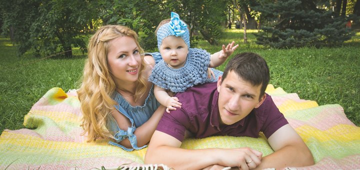 Фотосесія сім'ї від «Фреско студіо» у Києві. Звертайтеся за акцією.