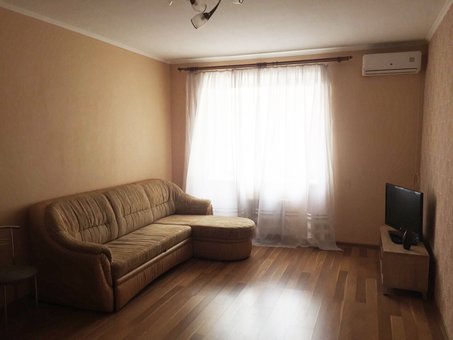 Luxury two-room apartment in the Velkam24 complex on the Left Bank in Kiev. Rent daily at a discount.