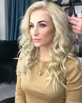 Накрутка локонов в салоне красоты «T & I Beauty Space» в Киеве. Приходите по скидке.