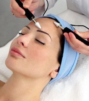 Cosmetologist services at the healthy derma cosmetology center in kharkiv. sign up with a discount