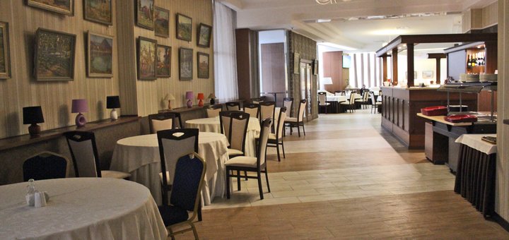 Restaurant of the black sea park shevchenko hotel. come with a discount