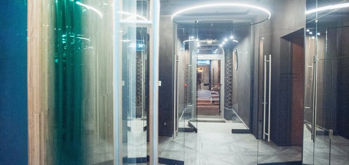 Интерьер ресторана «Фог Фактори» в Киеве