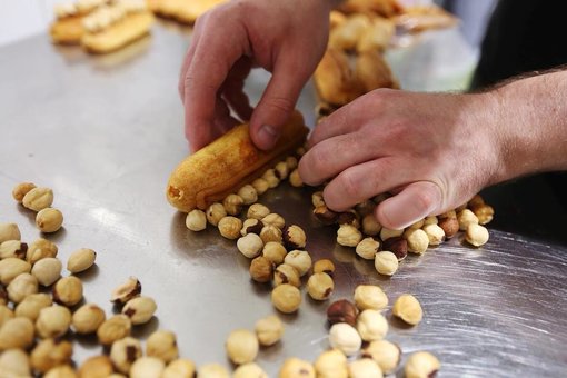 Эклеры в пекарне «Chef Bakery» в Киеве со скидкой 1