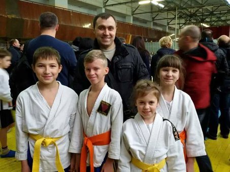 «Атлет» у Дніпрі. Записуйтесь на бойові мистецтва зі знижкою.