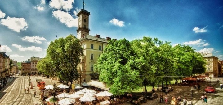 Excursion to the lviv city hall with a discount