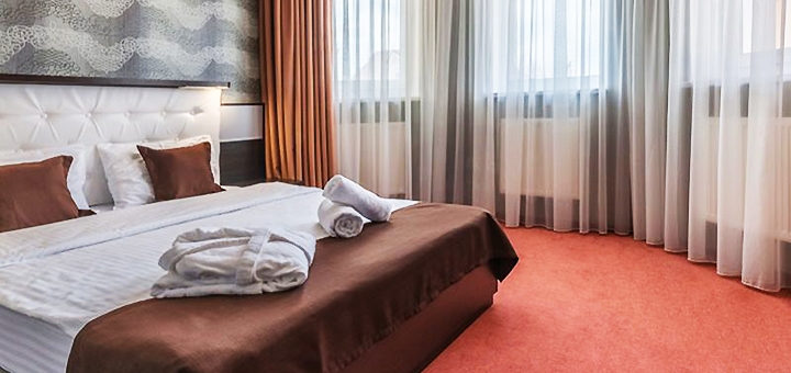 Room at the Kiev 365 hotel. Book a room with a discount. Discount hotels in Kiev.