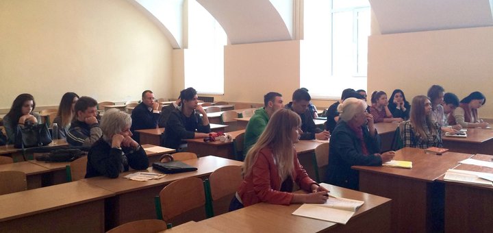 Академия адвокатуры Украины. Подготовительные курсы по акции