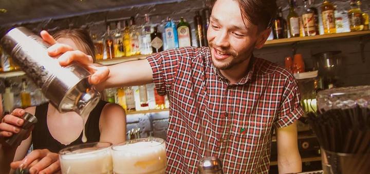 Promotion for cocktails at &quot;bar / 13&quot; kiev. get a discount