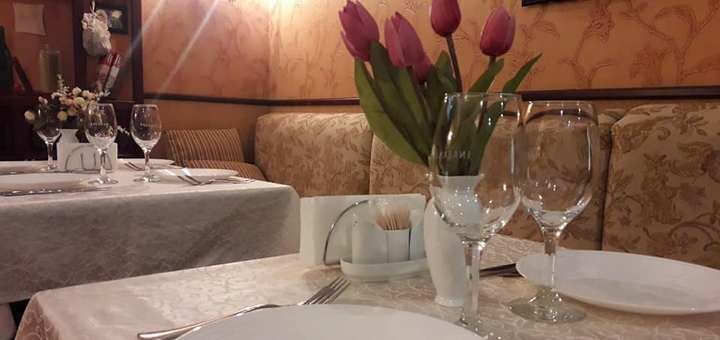 Ресторан итальянской кухни «Trattoria Dovganini» в Киеве. Забронировать столик.