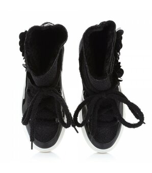 Uggs MarcoBarbabella originals in the UG-Group store. Buy at a discount