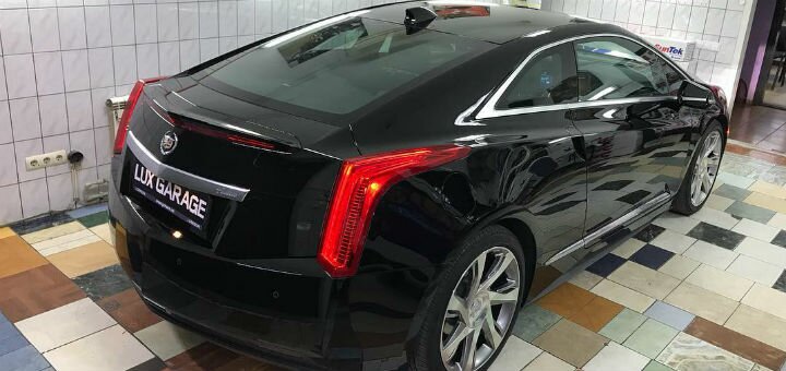 Обробка авто твердим воском у дітей-студії «Lux Garage» в Києві. Замовляйте по знижці.