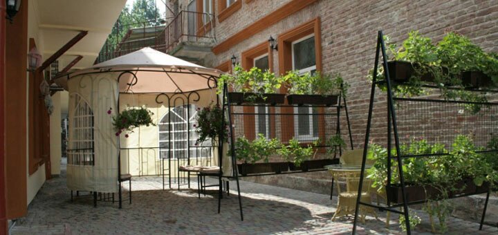 Discounts and promotions for hostel &quot;leohostel&quot; lviv