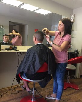 Мужские стрижки в салоне «Ажур» в Днепре. Записывайтесь со скидкой