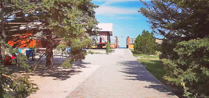 Знижки на відпочинок в готельному комплексі «Sun Marina» в Генічеської Горке11