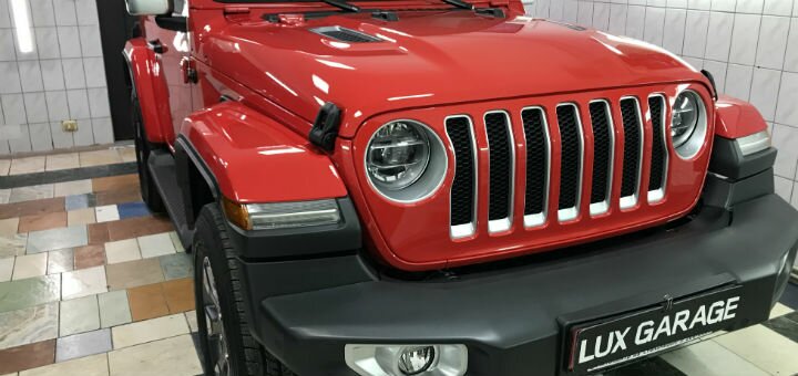 Полірування авто на техстанції «Lux Garage» у Києві. Звертайтеся за акцією.