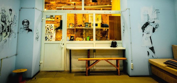«Hostel Factory» в Киеве. Забронировать хостел со скидкой. Недорогой хостел в Киеве.