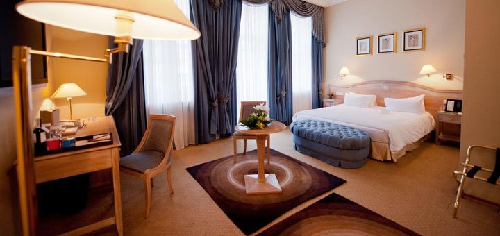 Номер в отеле «Opera Hotel» в Киеве. Забронировать номер в отеле со скидкой. Отели в центре Киева.