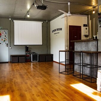 Знижки від коворкінг платформи open room