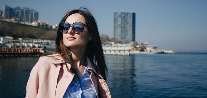 Фотосесія на вулиці від фотографа Павла Камінського в Одесі. Записуйтесь за знижкою.