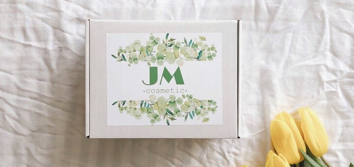 Sets of natural cosmetics «Just Mine Cosmetic». Buy at a discount.
