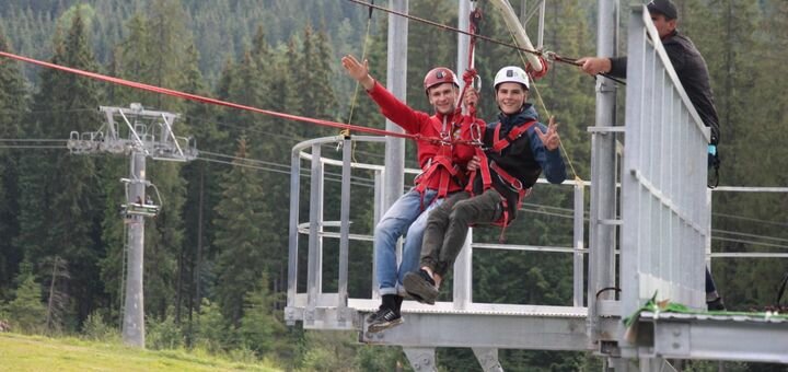 Екстремальний відпочинок Bike Zip Roller Coaster у Буковелі. Купуйте квитки по акції.