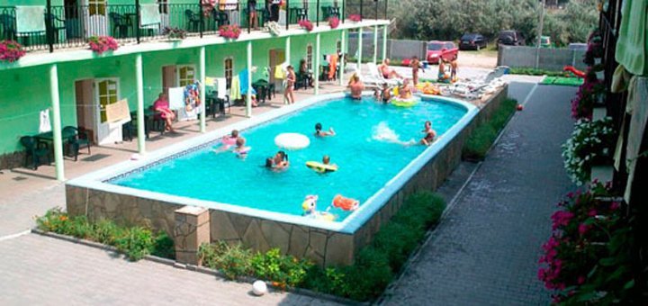 Hotel "Villa Victoria" on the Arbat Spit. Book a room with a discount. Inexpensive vacation at sea.