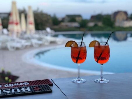 Пляжний комплекс Biruza Beach Club в Києві 2
