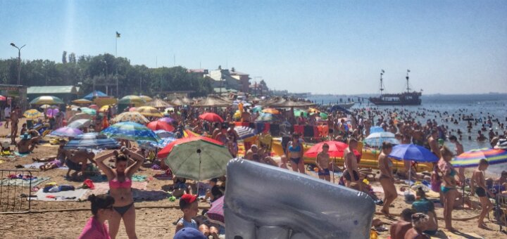 &quot;third beach&quot; berdyansk