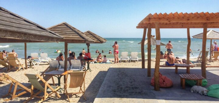 Beach &quot;miami&quot; berdyansk