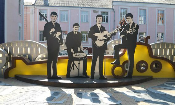 «Сквер им. Beatles» Винница