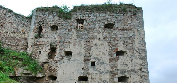 &quot;yazlovetsky castle&quot; ternopil