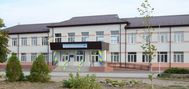 Средняя общеобразовательная школа №117 в Днепре