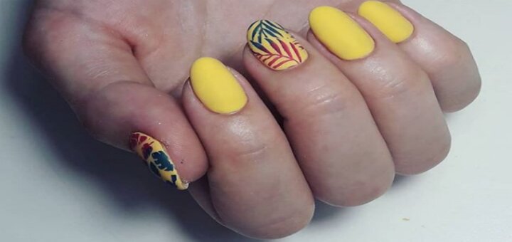 Маникюр