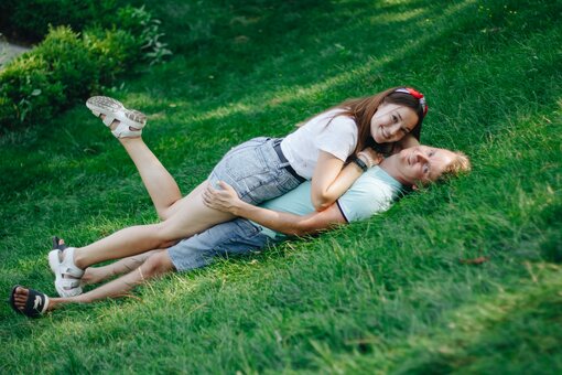 Лавсторі фотографування від фотографа Павла Камінського в Одесі. Звертайтеся за знижкою.