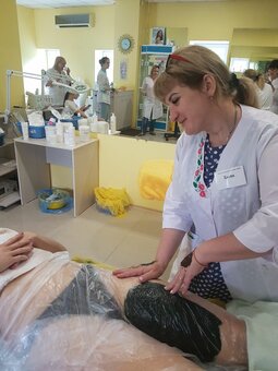 Вакуумно-роликовая терапия у косметолога Елены Мищенко в Днепре. Записаться на бесплатную консультацию.