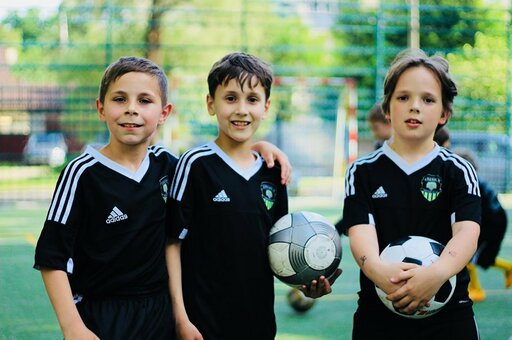 Футбольний клуб для підлітків «sport kids» в києві. купити абонемент зі знижкою.
