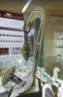 Ювелирный магазин «Золотая Пчелка» на 50-летия Победы