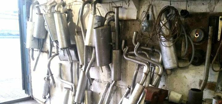 Повна діагностика і ремонт вихлопної системи в автомайстерні «Глушники» в Києві. Замовити акцією.