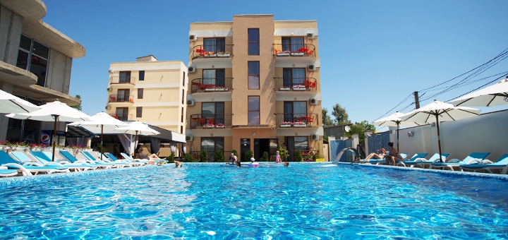 Discounts for holidays at the Grand More hotel in Zatoka27