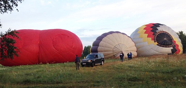 Hot air balloon flight for two in the shape of a heart from the company "Polyot" with a discount