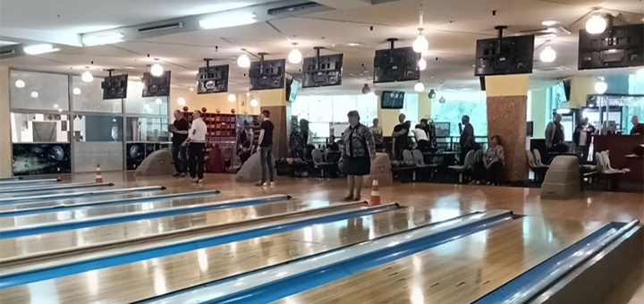 Боулинг-клуб UBowl в Кривом Роге. Недорого.