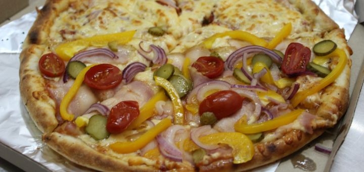 Пицца со скидкой в пиццерии Becon`s Pizza