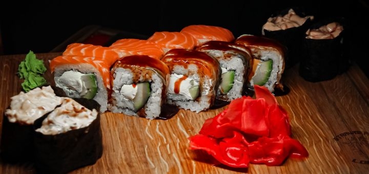 Strawberry Lounge Bar, скидки на менюю