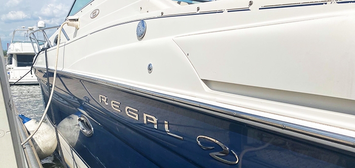 YachtBand motor and sailing yacht rental service. Order by promotion 1