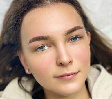 Кабінет краси «All dolls територія краси» нарощування вій зі знижкою