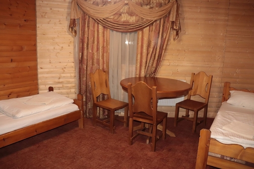 готель в карпатах з лазнею
