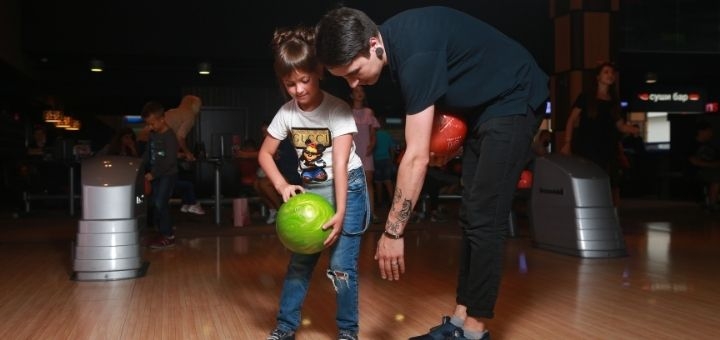 Акційні пропозиції в «Lounge Bowling Club»